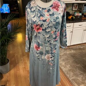 Elegant Floral Long Sleeve Dress